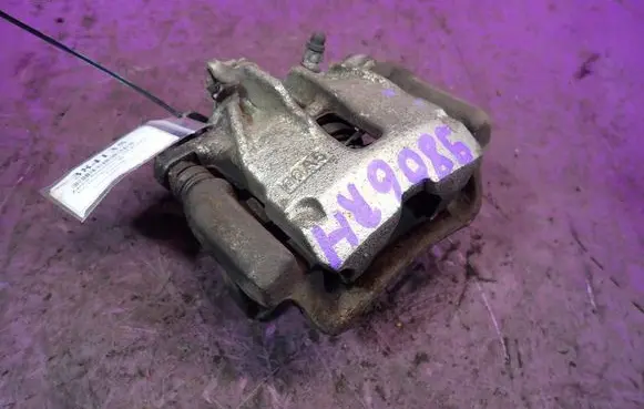 Volkswagen Transporter - Caravelle T4 Rear brake caliper