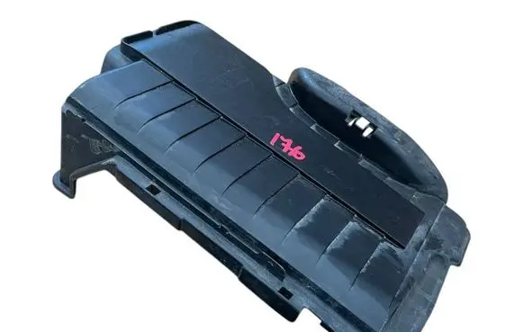 Mercedes-Benz A W176 Battery box tray cover/lid A2465411005