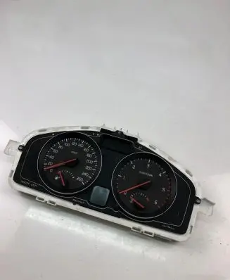 Volvo XC70 Speedometer (instrument cluster) 31296228