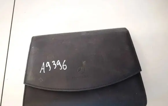 Mercedes-Benz E W211 Owners service history hand book 