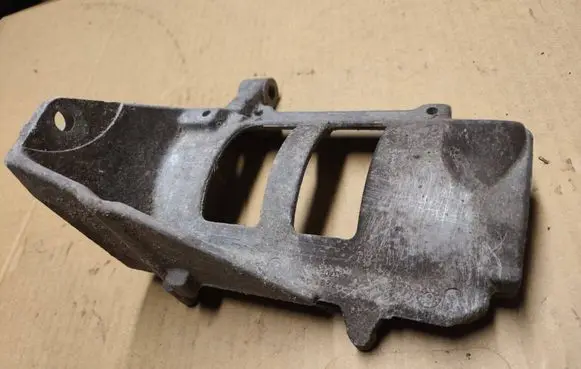 Dodge Intrepid Engine mounting bracket