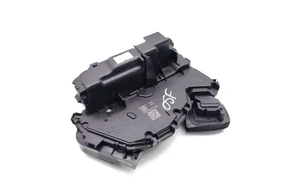 Skoda Fabia Mk3 (NJ) Front door lock 5TB837016 A046465