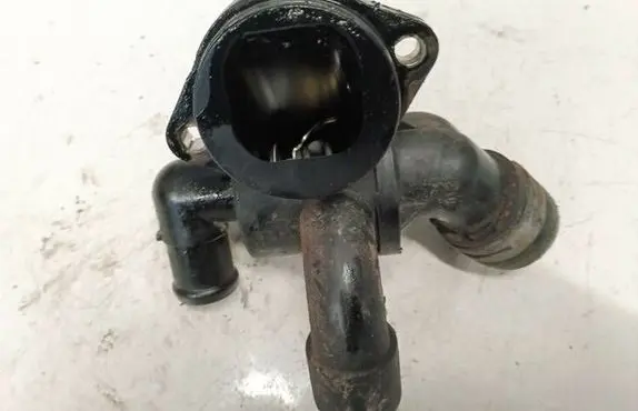 Skoda Superb B6 (3T) Engine coolant pipe/hose v7548004 v7549004