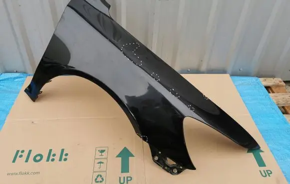 Skoda Octavia Mk2 (1Z) Fender