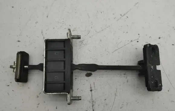 Mercedes-Benz E W211 Front door check strap stopper