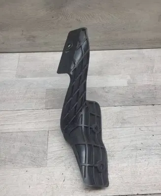 Citroen C4 Cactus Fender mounting bracket 9805295480
