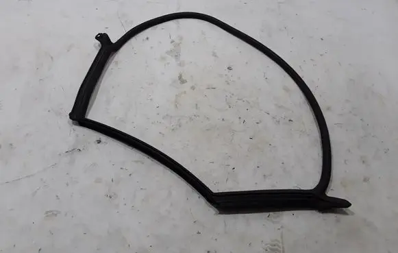 Audi A7 S7 4K8 Rear door rubber seal (on body) 4K8833708D