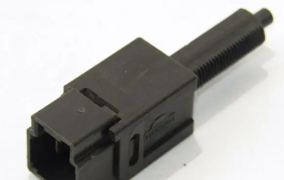Nissan Pathfinder R51 Brake pedal sensor switch