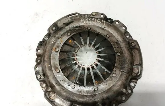 Skoda Fabia Mk2 (5J) Pressure plate 122025610
