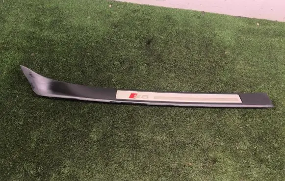 Audi A8 S8 D3 4E Rear sill trim cover 4E0853996