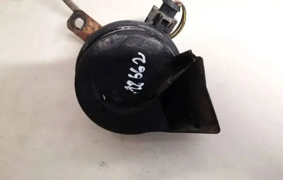 Volkswagen Polo Horn signal e1000233
