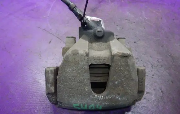 Ford Focus C-MAX Front brake caliper 814