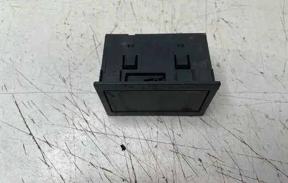 BMW 7 E38 Dashboard storage box/compartment 51168160474