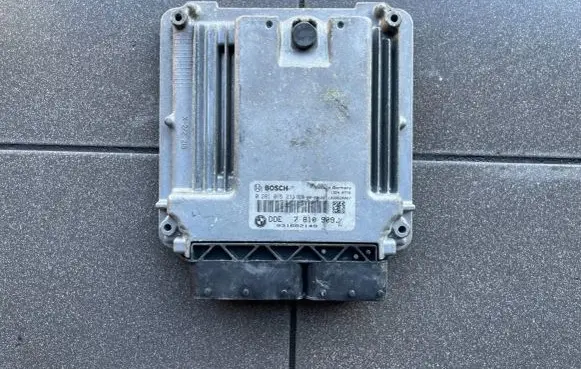 Mini One - Cooper Coupe R56 Engine control unit/module ECU 7810909