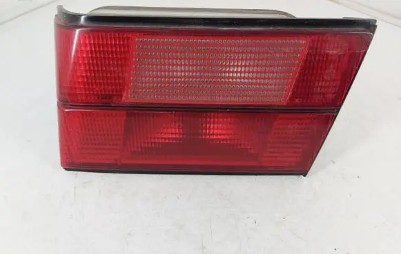 BMW 5 E34 Tailgate rear/tail lights 13400200