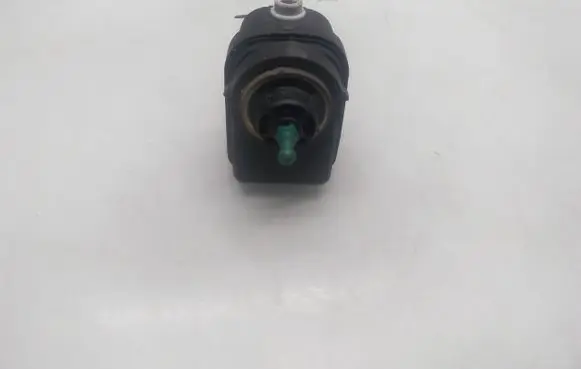 Renault Scenic I Headlight level adjustment motor R770084014121