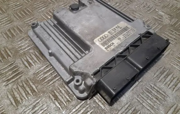 Audi A4 S4 B6 8E 8H Engine control unit/module 8E1910018 1039S03808 0281S01023