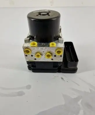 Volvo S80 ABS Pump 31329139