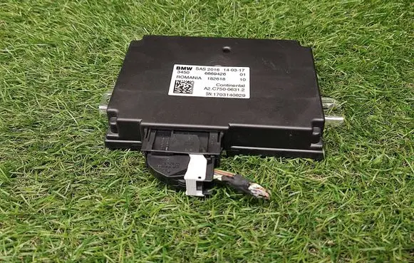 BMW 5 G30 G31 G38 Active stabilizer control unit 6869426 3450686942601