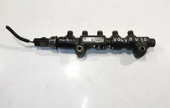 Volvo V50 Fuel main line pipe 0429671112 9653981180