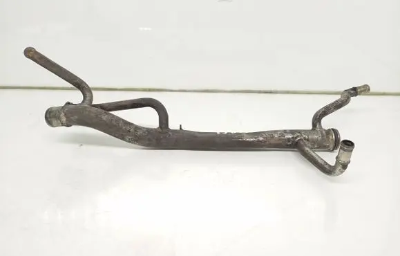 Coolant pipe/hose