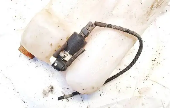 Renault Scenic III - Grand scenic III Windscreen/windshield washer pump 8200031805 7700430078