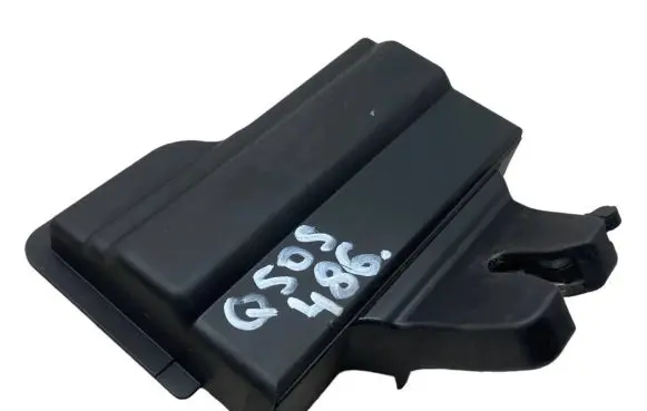 Infiniti Q50 Tailgate/trunk/boot lock/catch/latch