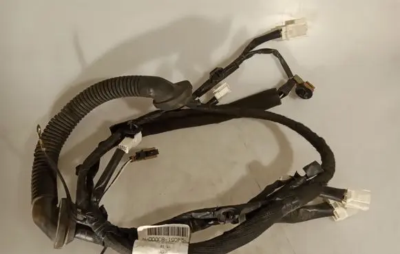 Nissan NV200 Rear door wiring loom 24051BJ00D