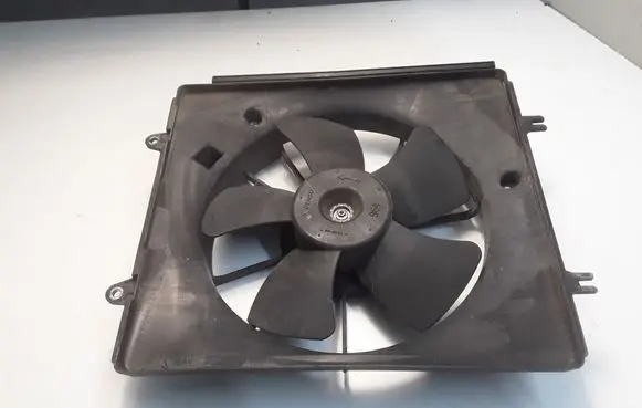 Honda CR-V Radiator cooling fan shroud MF2227500030