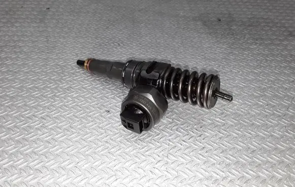 Ford Galaxy Fuel injector 038130073AC