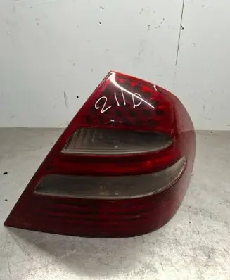 Mercedes-Benz E W211 Rear/tail lights A2118200664 32322224