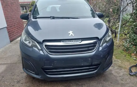 Peugeot 108 Front piece kit