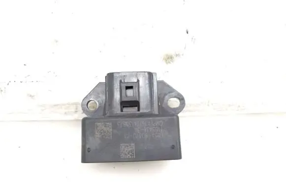 Ford S-MAX Fuel pump relay FU5A9D370KA