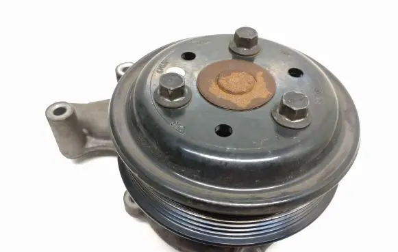 Ford Focus Water pump Cm5q8509bb Cm5g8501fa