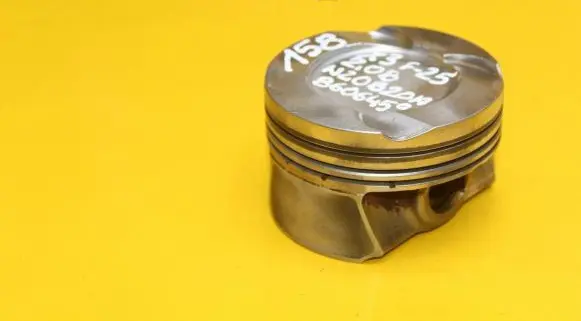 BMW X3 F25 Piston 8606459