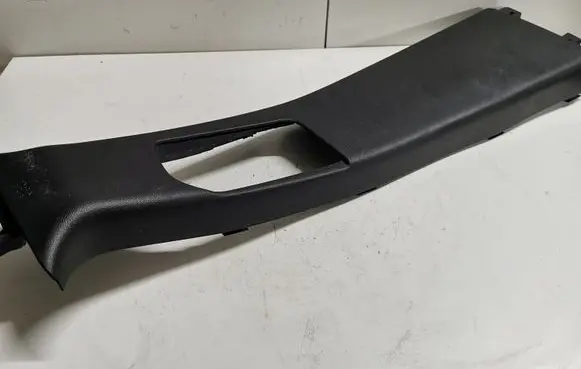 Dodge Durango (B) pillar trim (top) 01540100BLR