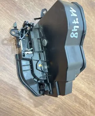 BMW 1 E81 E87 Rear door lock 7202147