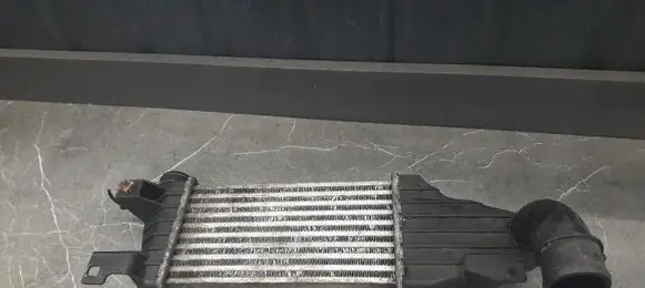 Opel Astra H Intercooler radiator