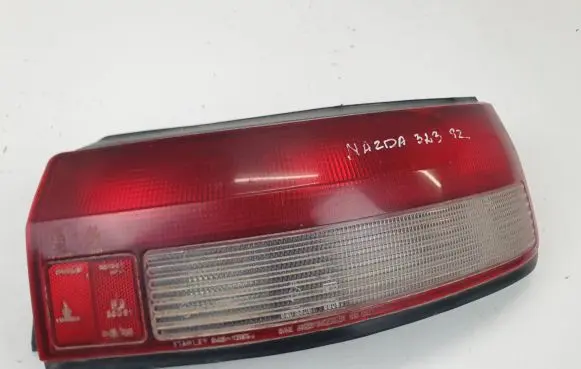 Mazda 323 Rear/tail lights 0431305R
