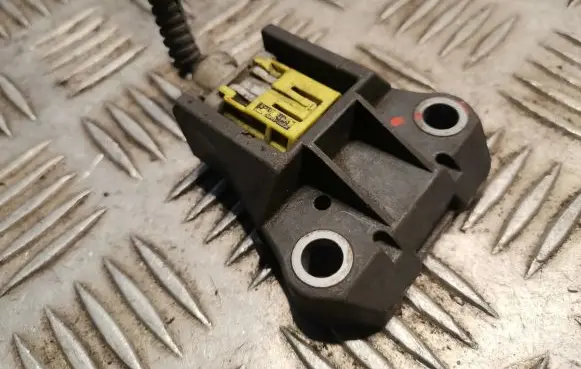 Lexus IS 220D-250-350 Airbag deployment crash/impact sensor 8917353040