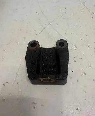 Renault Clio V Other engine part 895015R