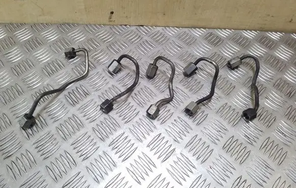 Toyota Auris E180 Fuel injector supply line/pipe 
