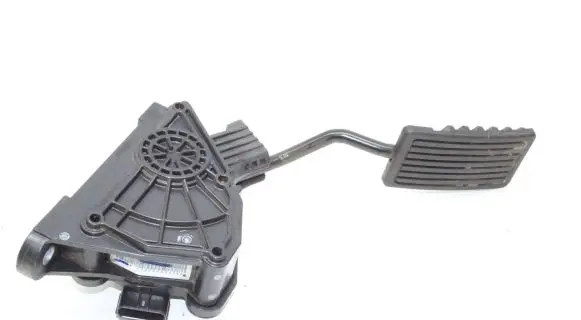 Honda CR-V Accelerator throttle pedal