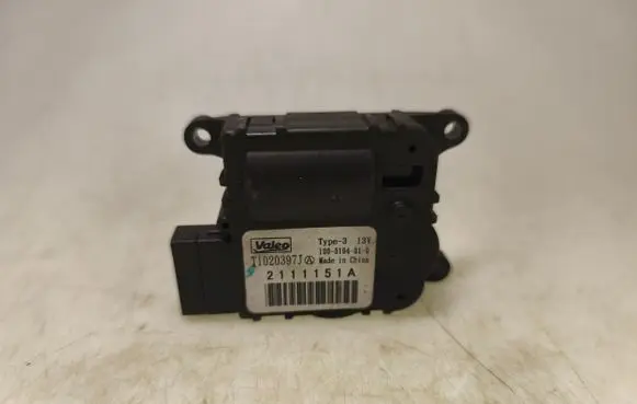 Renault Trafic III (X82) Air flap motor/actuator T1020397J 2111151A 1000194010