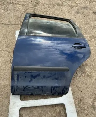 Volkswagen Polo Rear door 