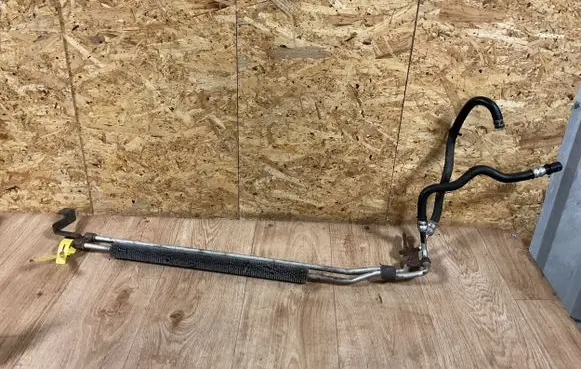Volvo V70 Power steering radiator 31202354