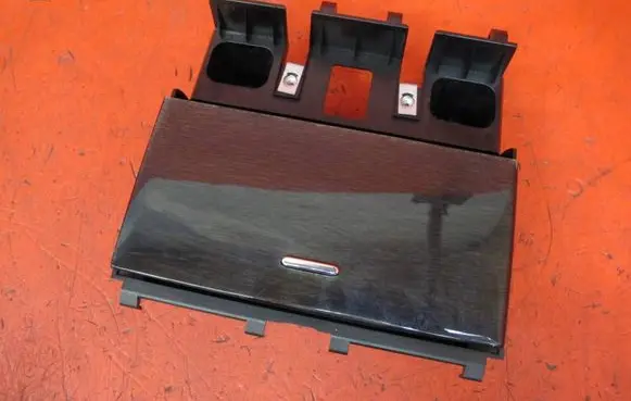 Jaguar XF X250 Glove box 8X2354045C22-A