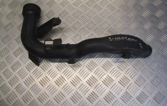 Skoda Superb B5 (3U) Air intake hose/pipe