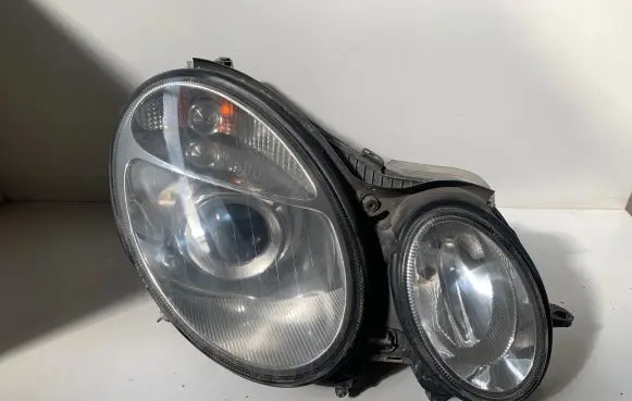 Mercedes-Benz E W211 Headlight/headlamp