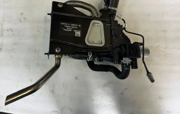 A/C cooling radiator (condenser)